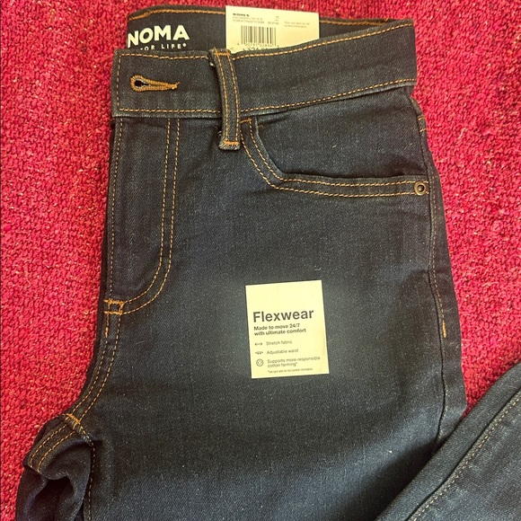 Jeans - Picture 2 of 7